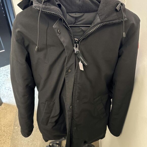 Canada Goose Jacket - Picture 1 of 11